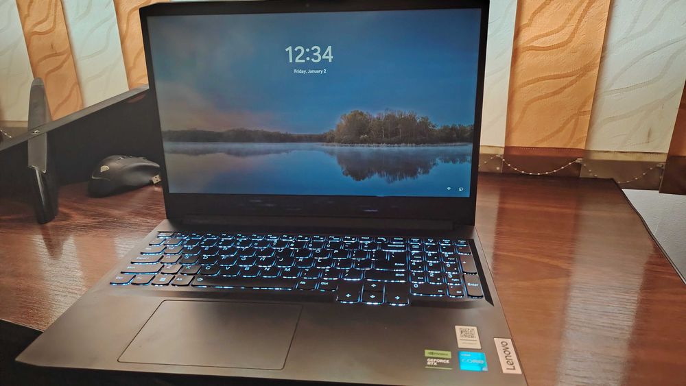 Laptop Gaming Lenovo IdeaPad 3-RTX 2050/I5 Gen 11/16GB RAM.