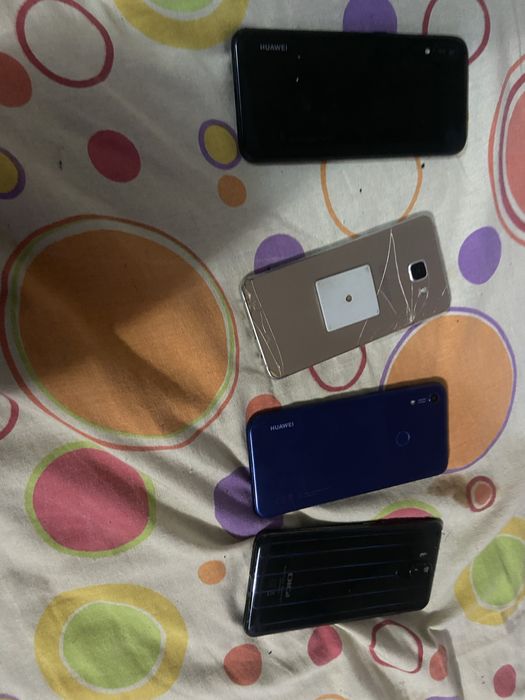 telefoane pentru piese