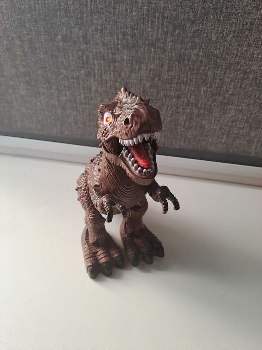 Продам динозавра