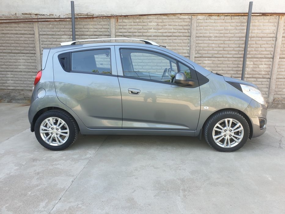 Автомобиль Спарк