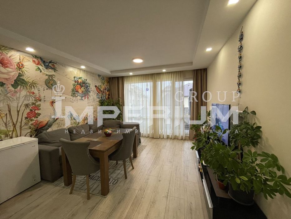 Продава се Тристаен апартамент в Варна, Бриз - 100 кв.м за 2350 €/кв.м - Снимка #1