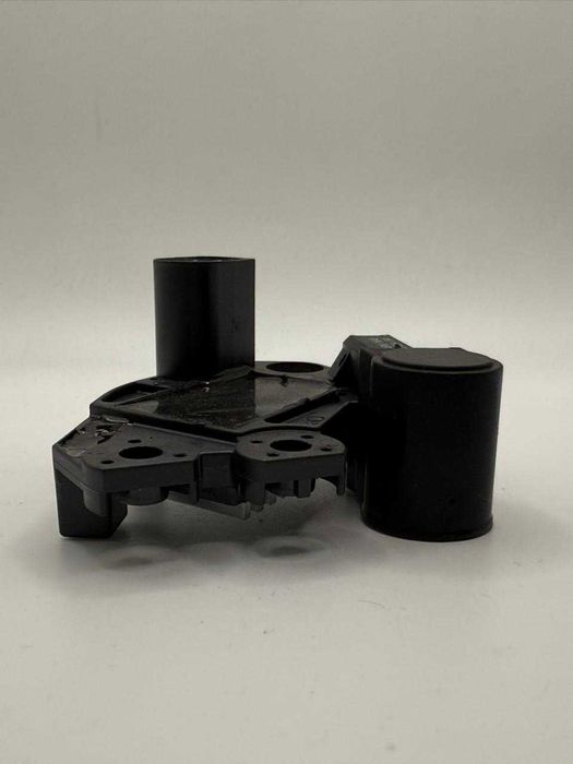 Регулятор напряжения генератора