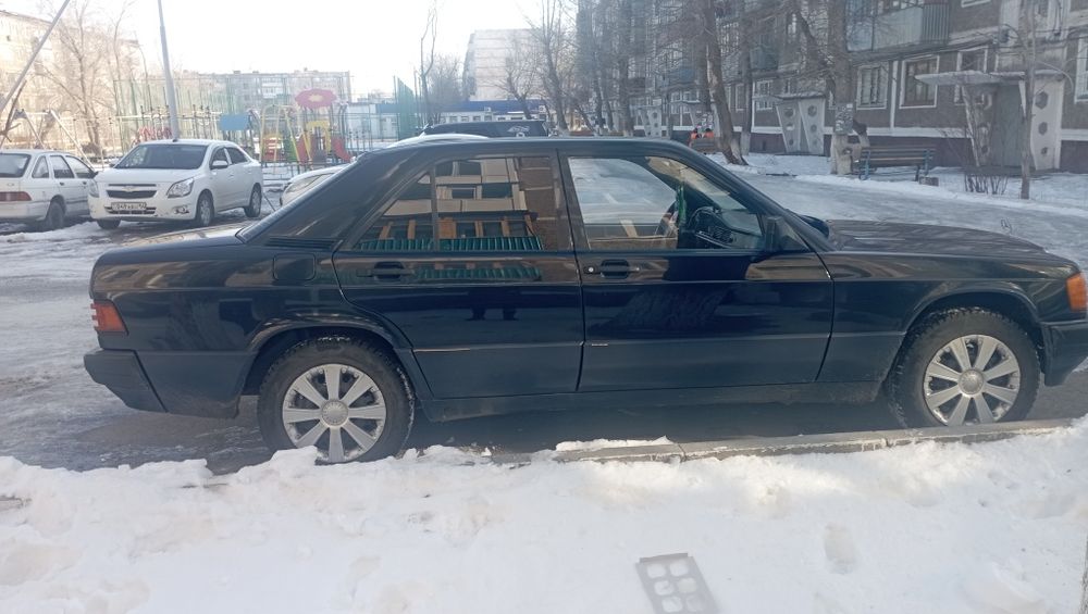 Е190 1.8об  в хорошем состояние