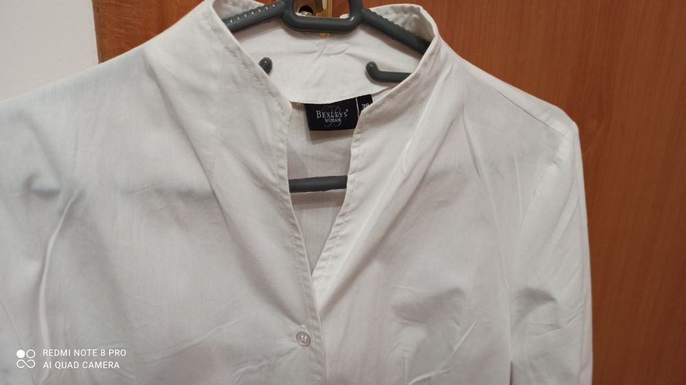 Бяла вталена риза. Памук. Размер 38.