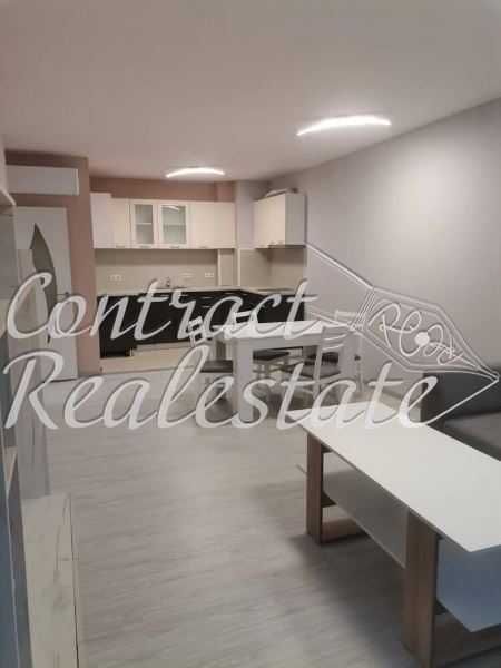 Тристаен Обзаведен Победа - Фемили Гардън ! Паркомясто в цената !