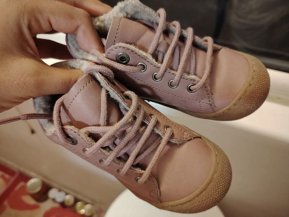 Боси Naturino зимни обувки с вълна, кожени