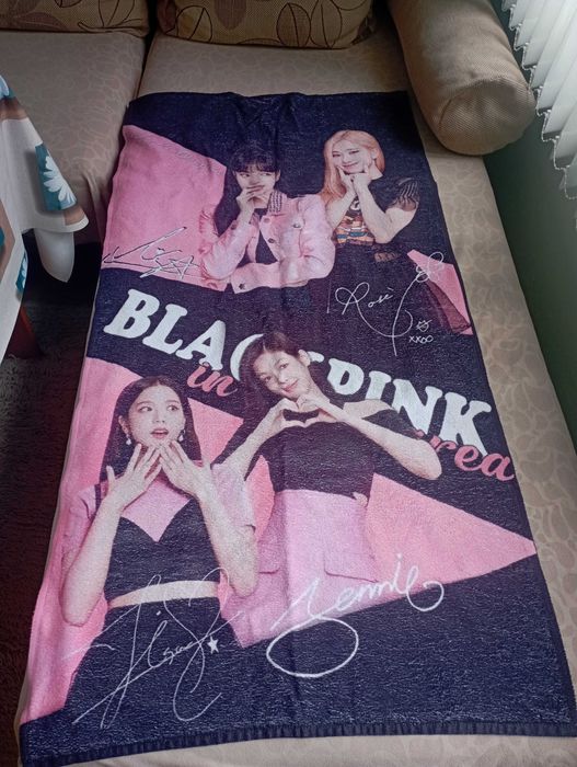 Black pink запазена плажна кърпа