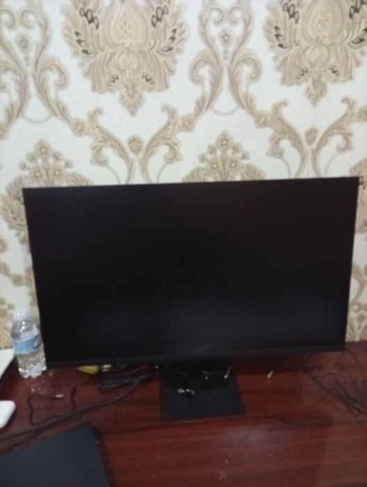 Redmi Manitor 27
 Engi ishlatilmagan 
SROCHNA SOTVORANAN