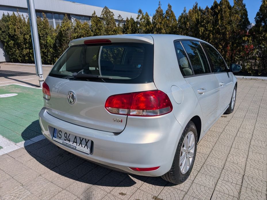 Vând Golf 6 , 1.6 TDI