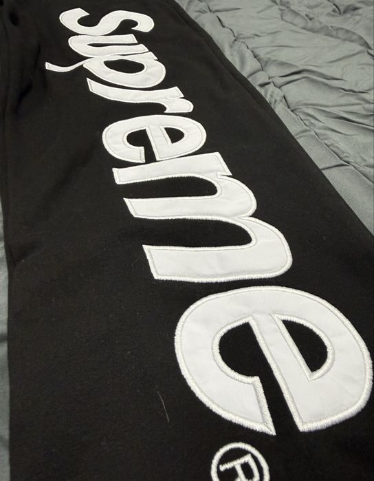 Supreme черно долнище