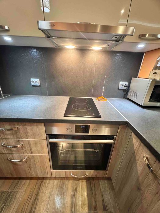 Дава се под наем Двустаен апартамент в Пловдив, Кючук Париж - 62 кв.м за 433.5 € - Снимка #5