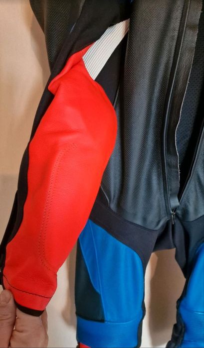 Мото екип Dainese