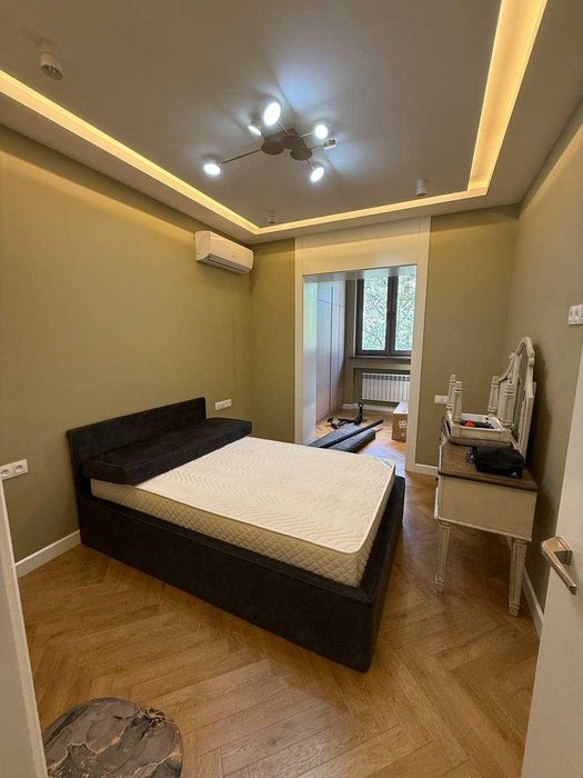 Продается квартира на Дархане, 2 этаж 140кв, 4 комнатная