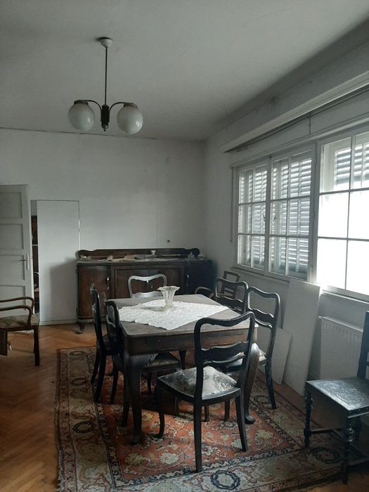 apartament de vanzare la casa