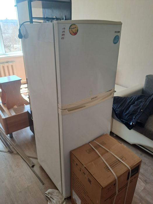 Продам холодильник
