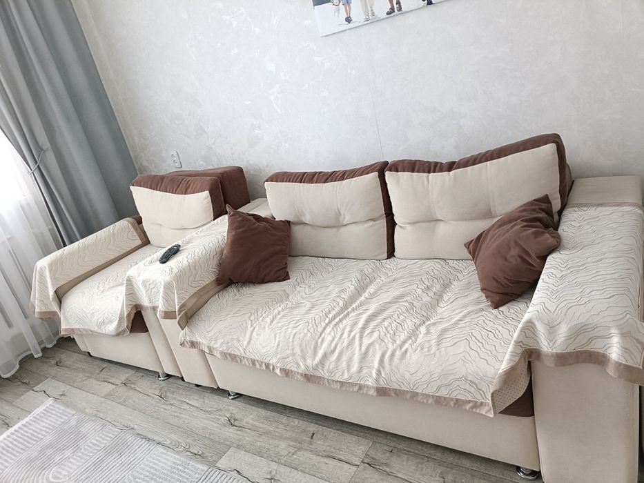 Продам диван с креслом