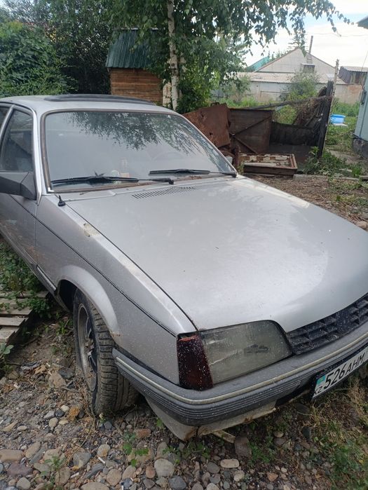 Opel rekord berlina 2l
