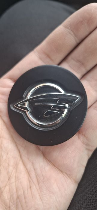 Продам эмблему логотип Ravon руля от Spark Ravon.состояние отличное.