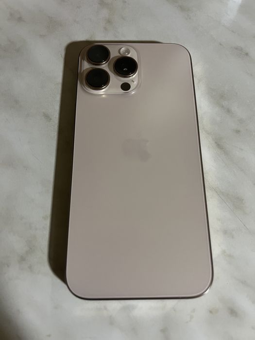 Iphone 16ProMax idial holatda