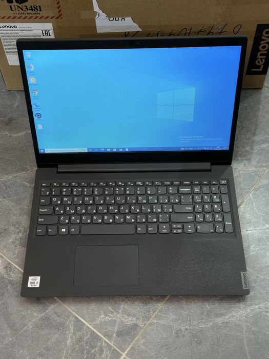 Ноутбук Lenova Core i3/10