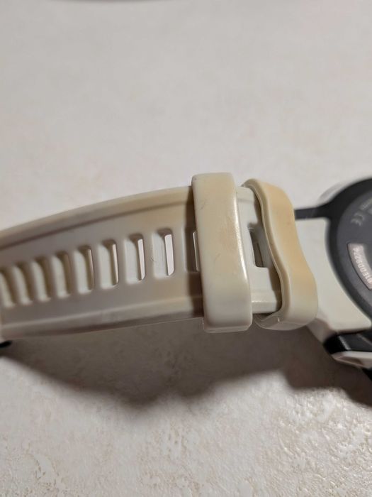 Смарт-часовник Garmin Instinct 2X Solar
