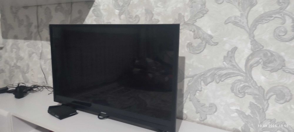 Продам Телевизор Samsung UE32T5300AUXCE Smart