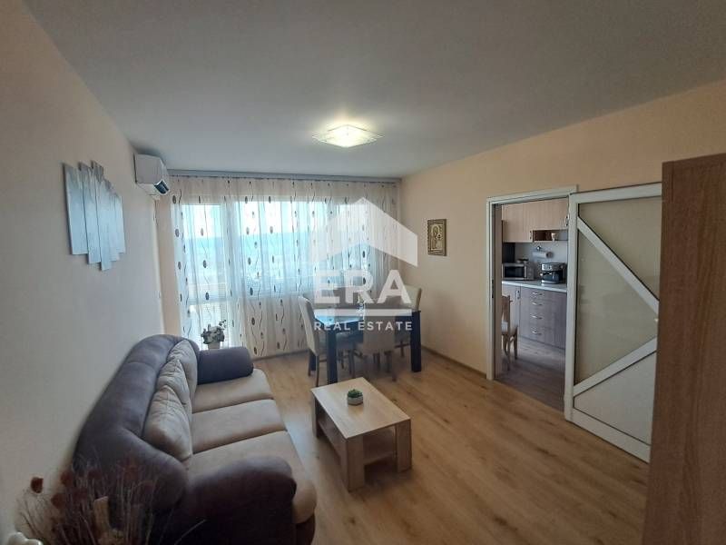 Продава се Четиристаен апартамент в Варна, Левски - 94 кв.м за 2341 €/кв.м - Снимка #2