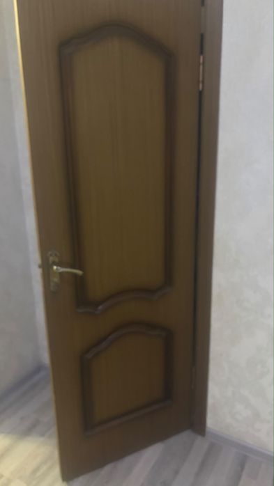 Двери деревянные