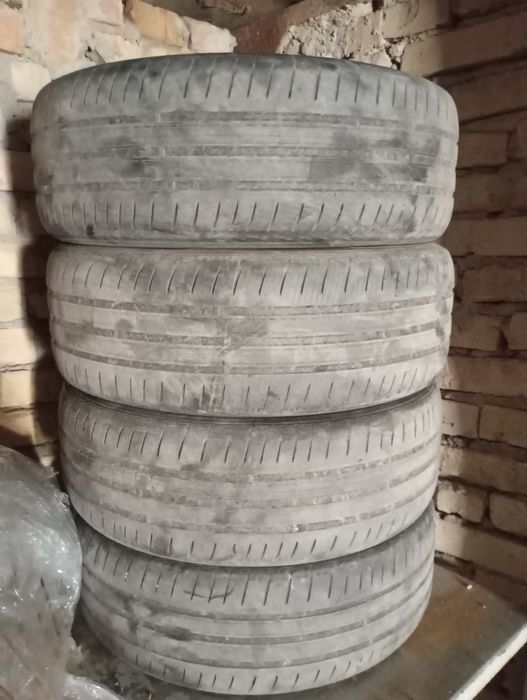 Продам шины на 16