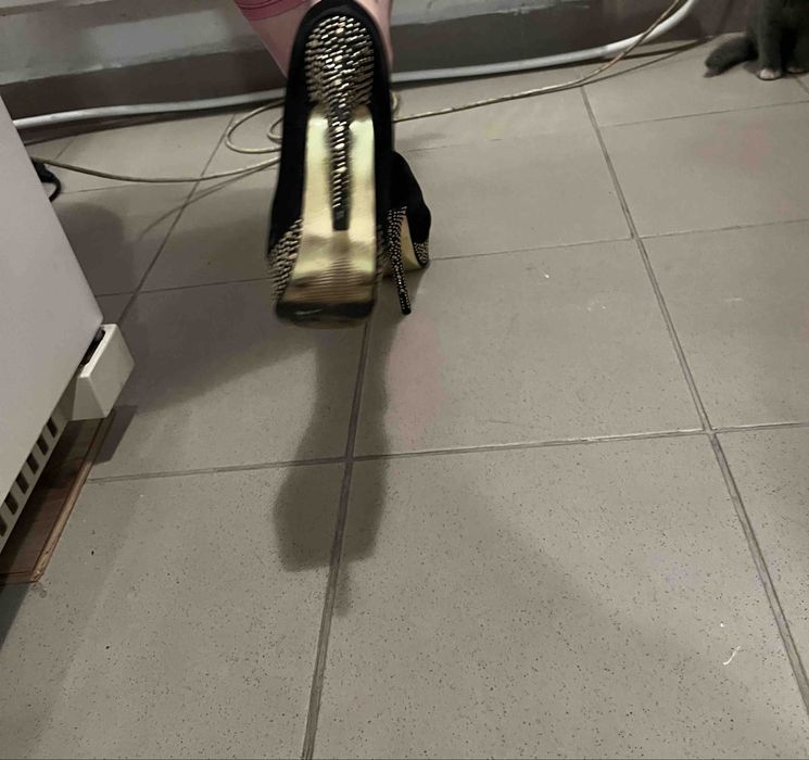 Висок ток дамски токчета