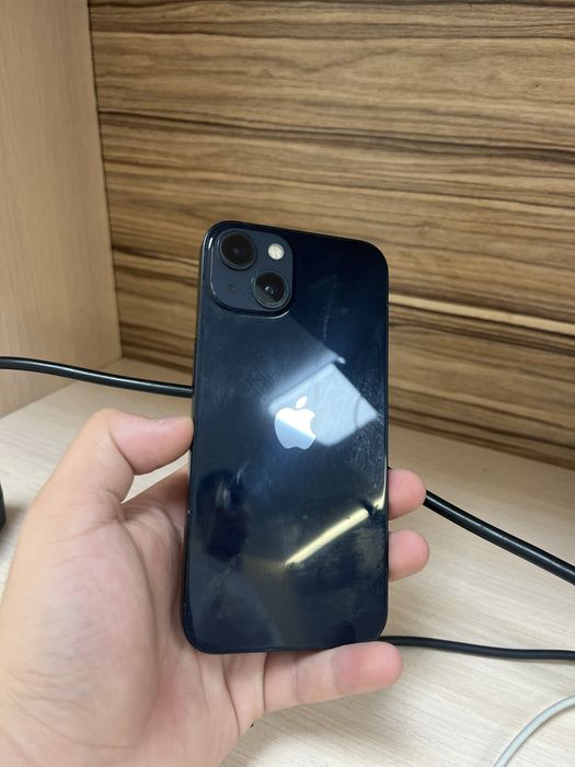 Продам Iphone 13 в отличном состояний