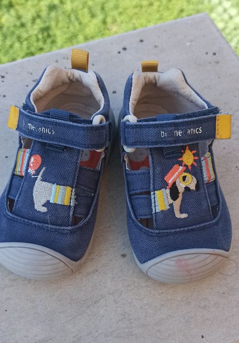 Бебешки обувки/сандали за прохождане Biomechanics 20