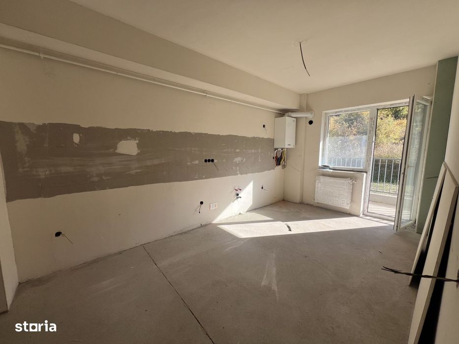 Apartament semifinisat de 3 camere, 63 mp, parcare subterana, Terra