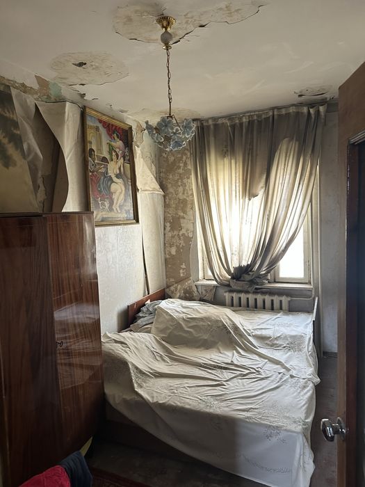 Продаётся 2-комнатная квартира, Юнусабад-17, 4 этаж, балкон 2×6 Срочно