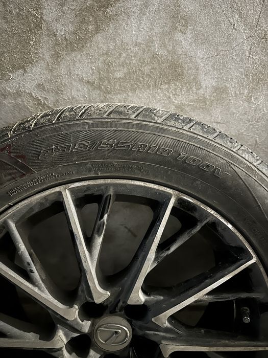 Продам комплект летних шин R18.