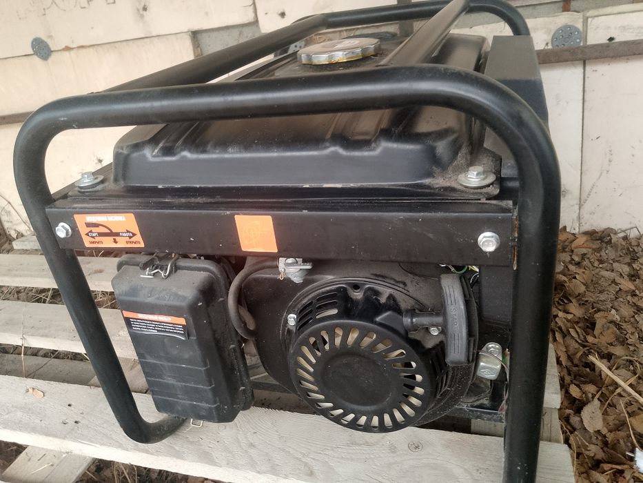 Генератор бензиновый