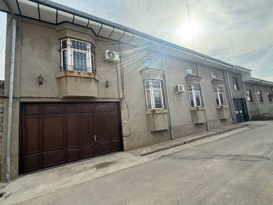 Кибрай марказида 7соток 8хонали уй сотилади