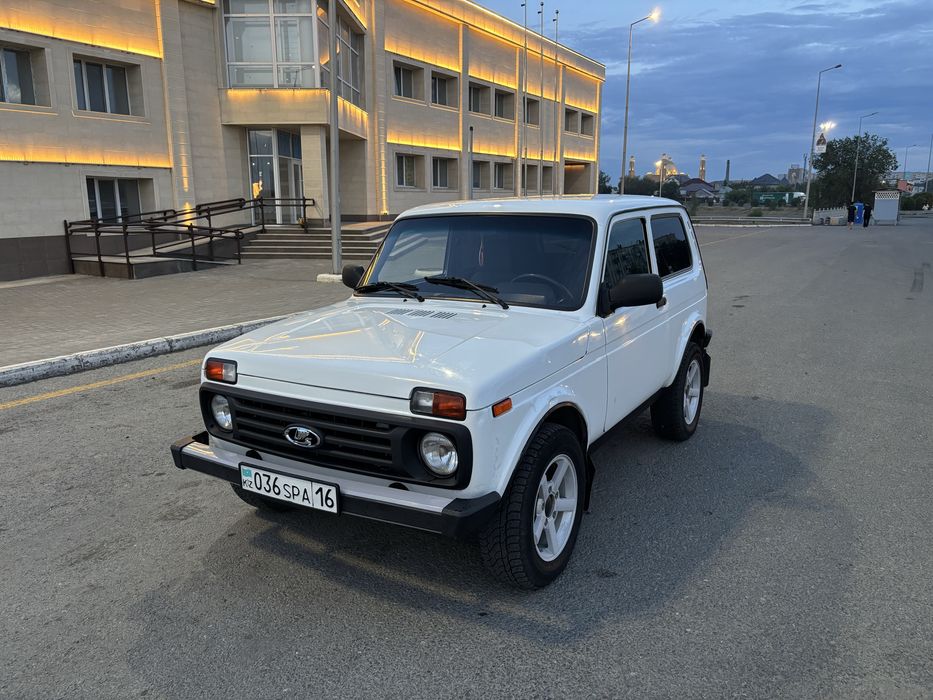 Lada niva21214 продам срочно