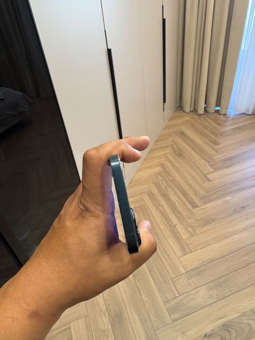 iPhone 14 plus.