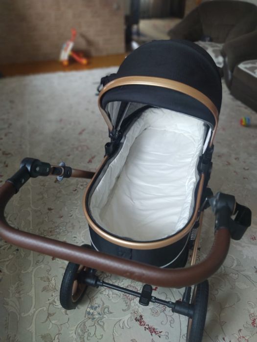 Коляска детская черная