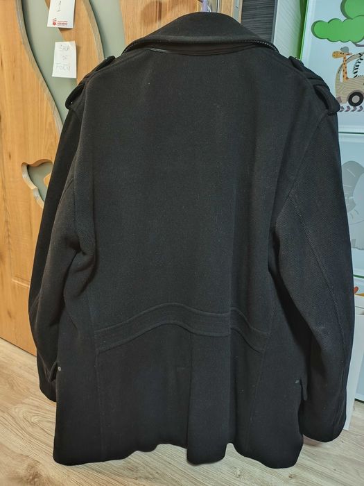 Vand palton barbati.