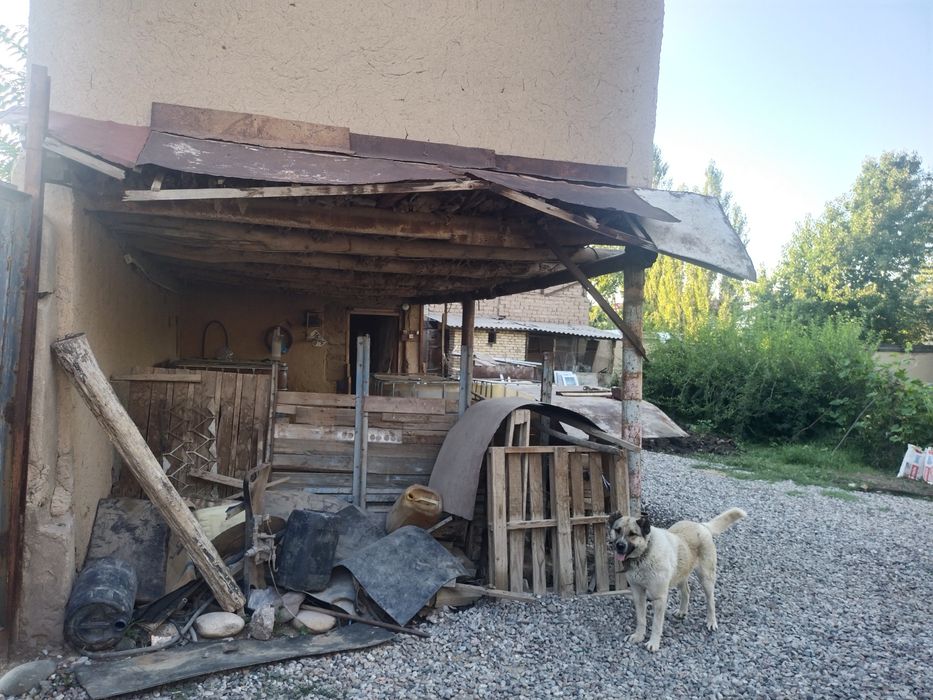 Обмен участка на  3х 4х комнатную квартиру в Азадбаше