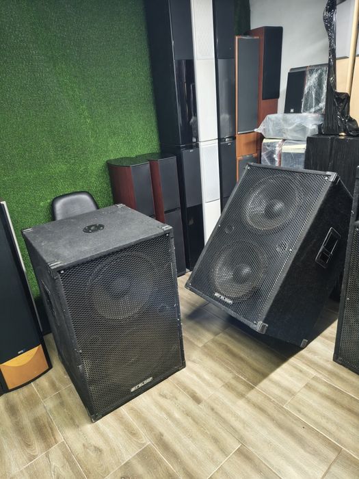 Двойни бас каси 2х15 инча RELOOP