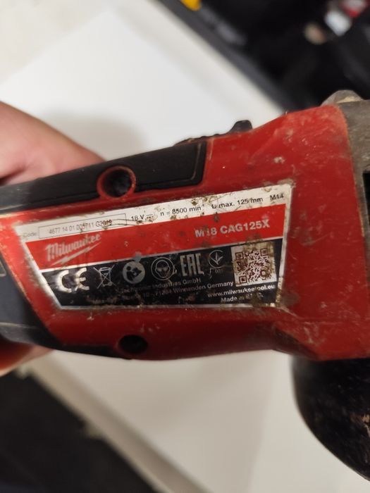 Безчетков акумулаторен ъглошлайф Милуоки Milwaukee M18 CAG125X