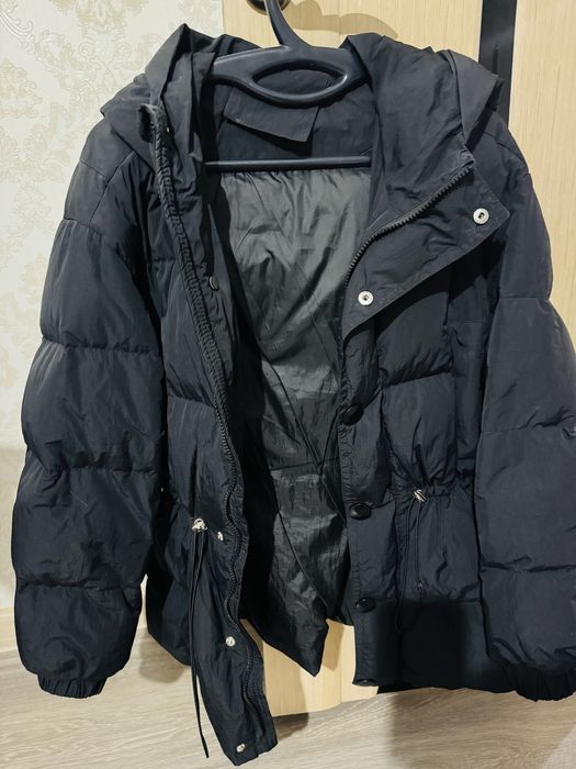 Продам куртку зима Италия