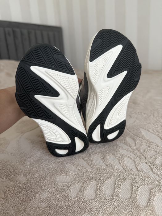 Кроссовки детские 25 размер Li-ning