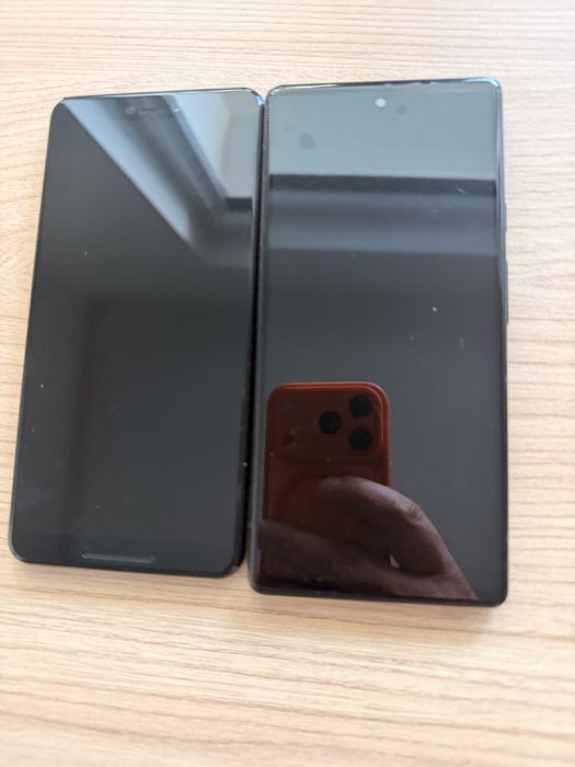 Telefon google pixel 6 si pixel 3 xL