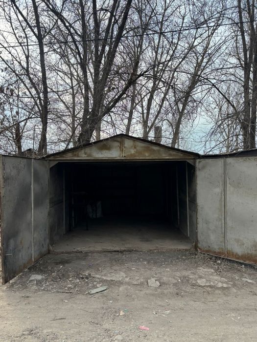 Продам гараж 280000