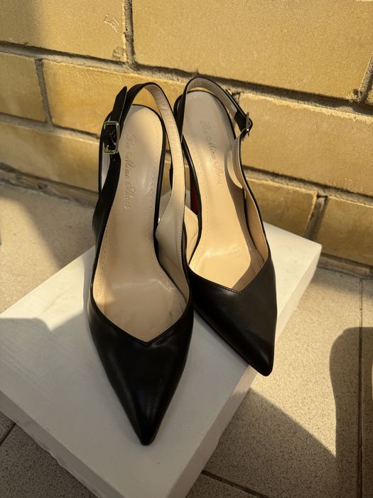 Продам туфли на каблуке