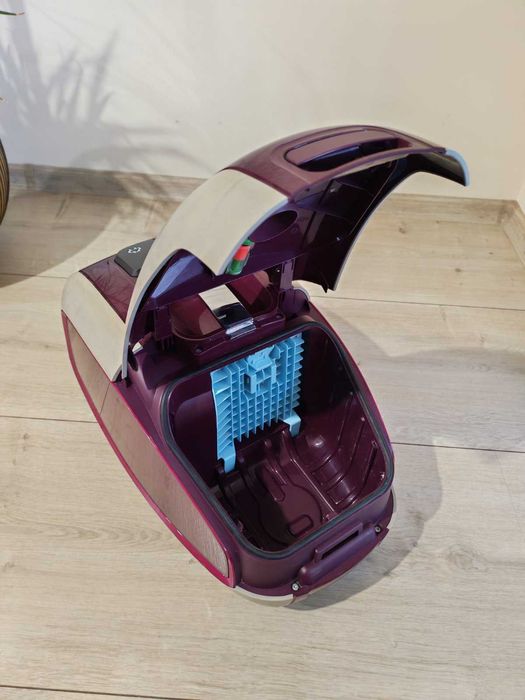 Прахусмокачка Philips Silent Star Parquer
